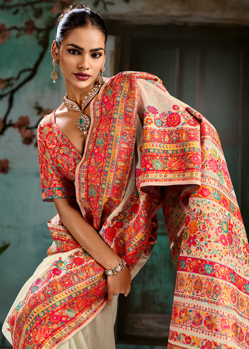 Cream White Handloom Pashmina Saree with Woven Elegance