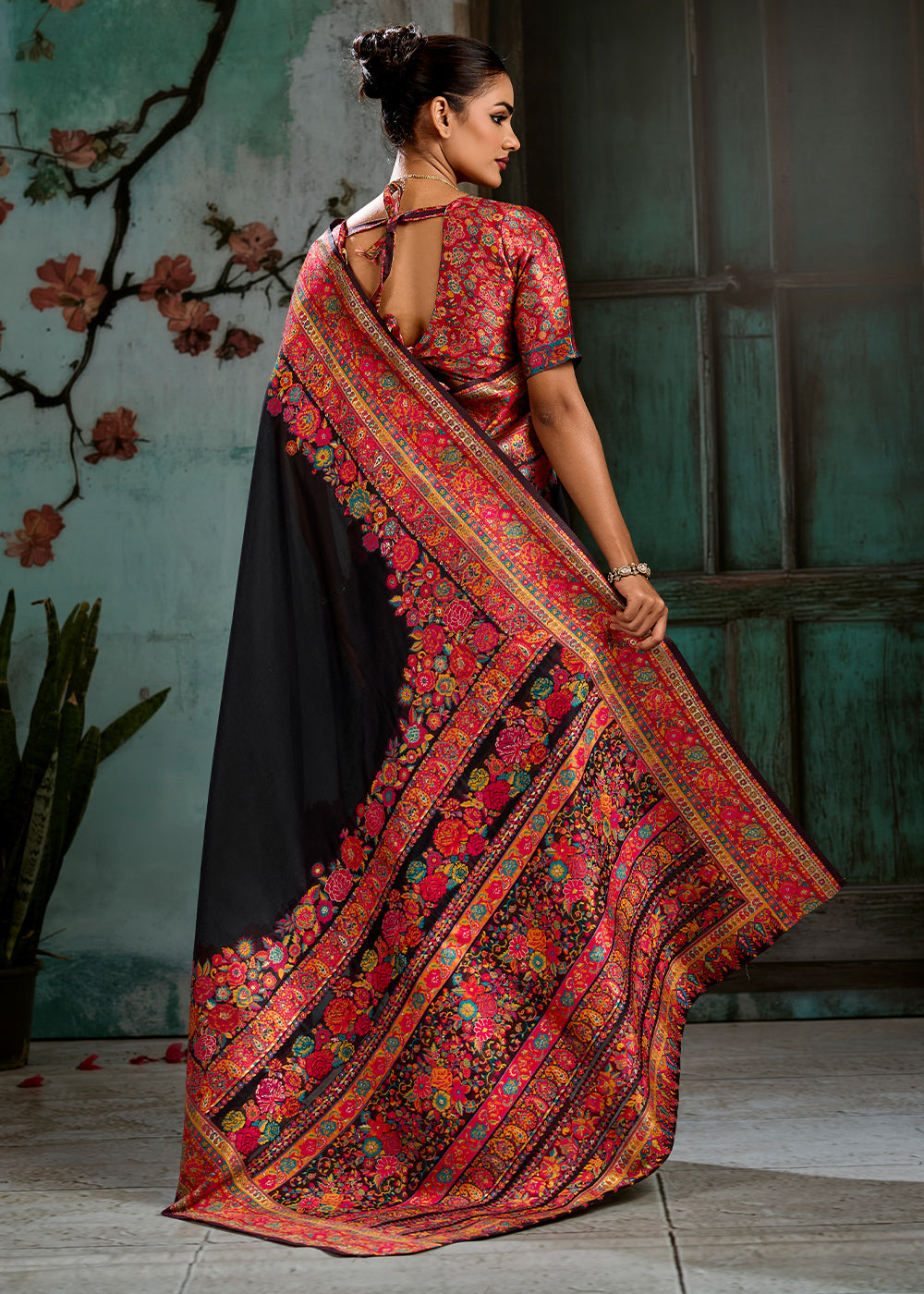 Pebble Black Handloom Pashmina Saree with Woven Elegance