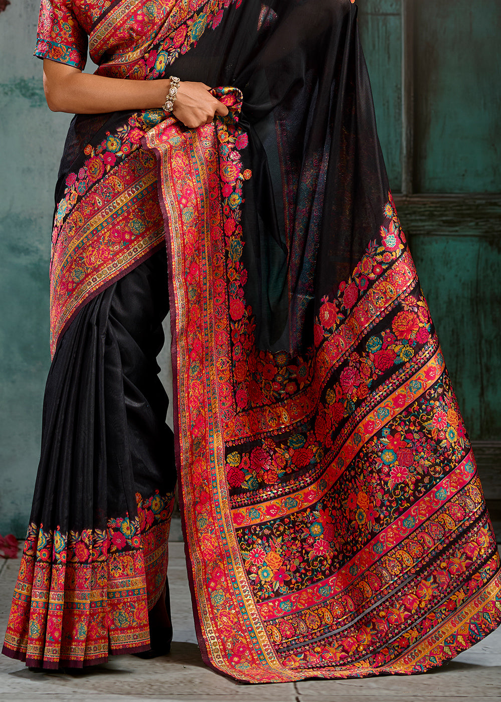 Pebble Black Handloom Pashmina Saree with Woven Elegance
