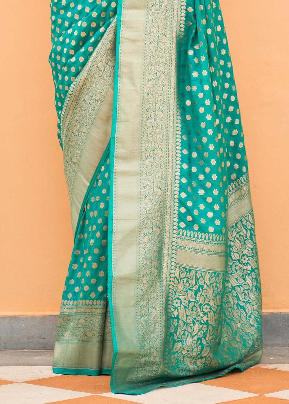 Emerald Green Georgette Silk Saree Featuring Woven Designer Patterns