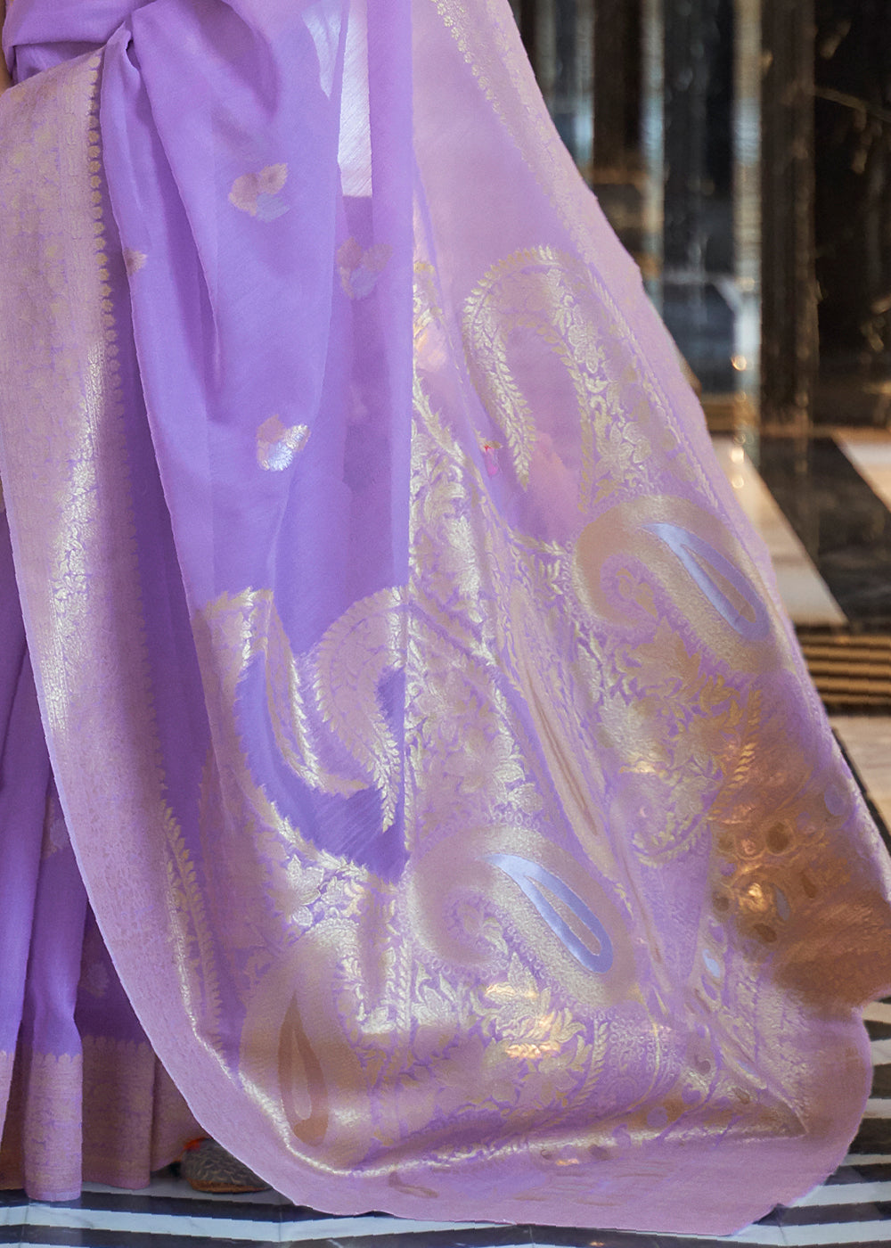 Zari Woven Purple Linen Silk Saree – Perfect for Summer