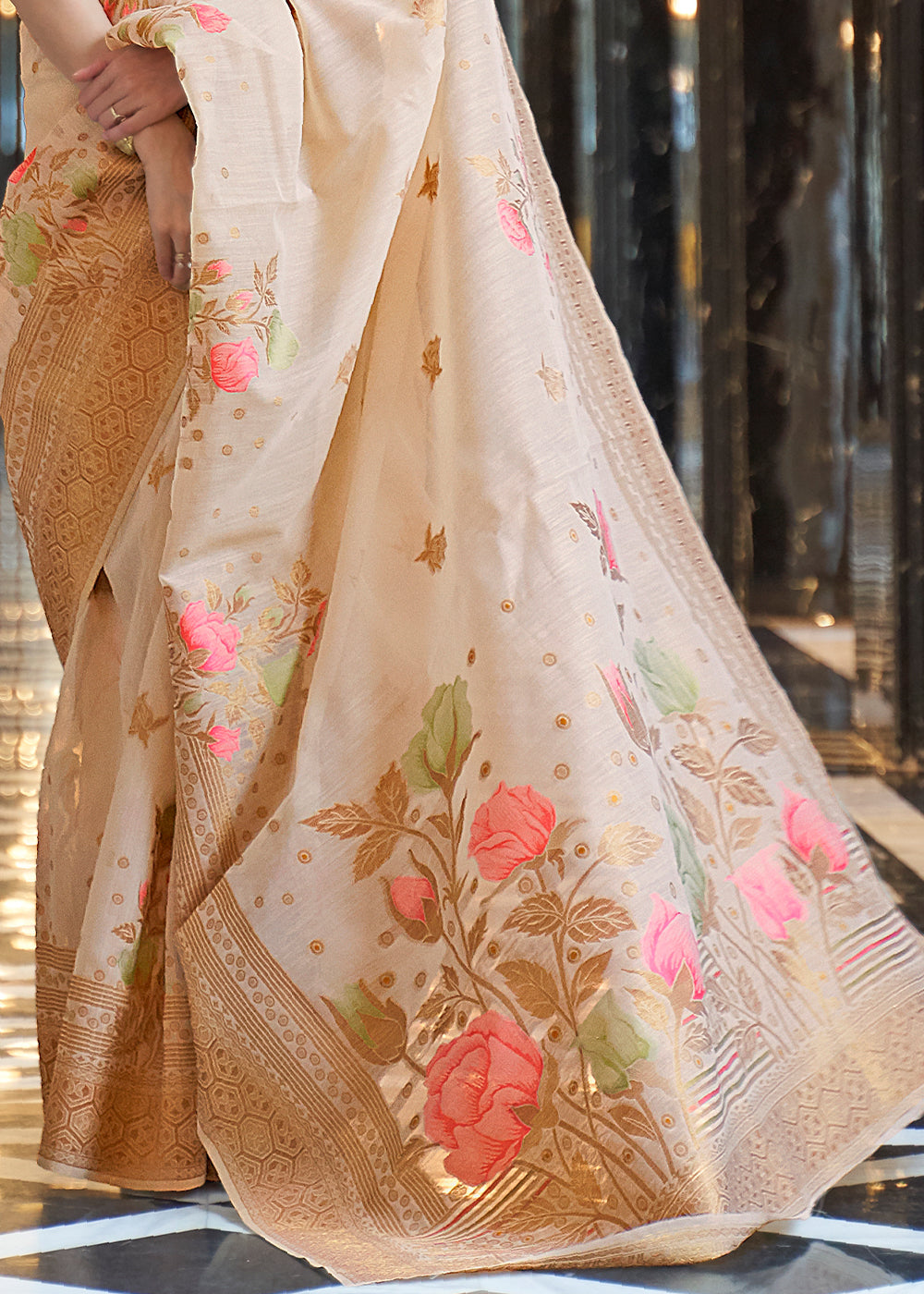 Zari Woven Beige Brown Linen Silk Saree – Perfect for Summer