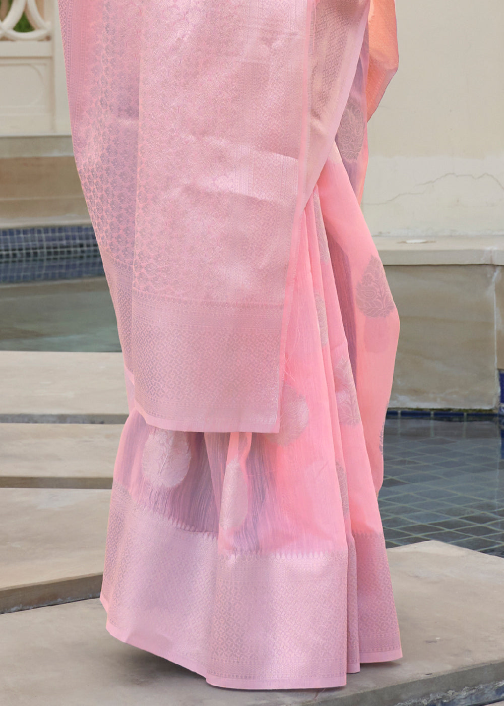 Zari Woven Blush Pink Linen Silk Saree – Perfect for Summer