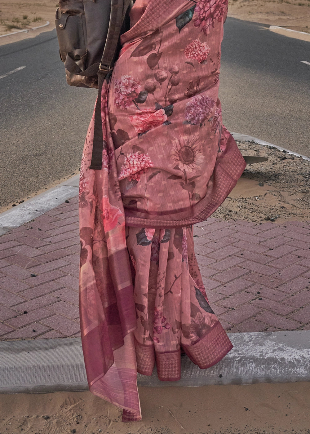 Shades Of Pink & Brown Handwoven Linen Saree with Artistic Floral Design