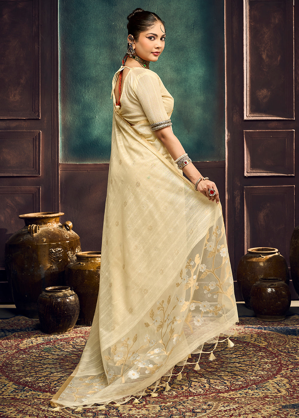 Pearl White Munga Cotton Saree with Heritage Handloom Weave