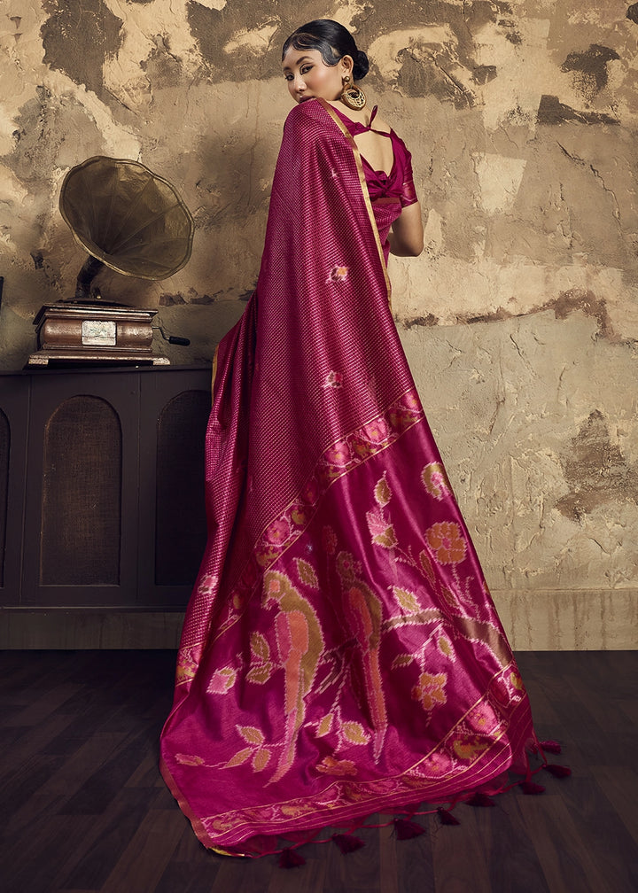 Rani Pink Handloom Weaving Silk Saree with Floral Pallu