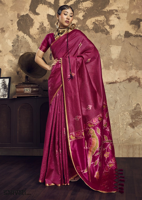 Rani Pink Handloom Weaving Silk Saree with Floral Pallu