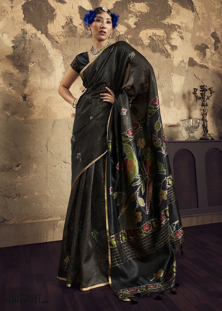 Black Handloom Weaving Silk Saree with Floral Pallu