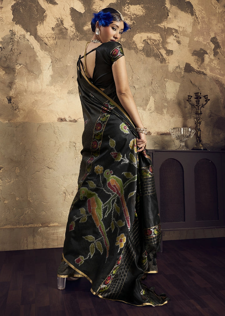 Black Handloom Weaving Silk Saree with Floral Pallu