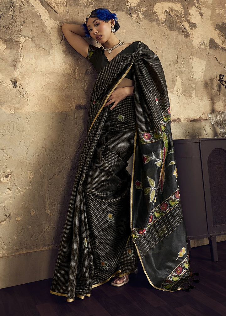 Black Handloom Weaving Silk Saree with Floral Pallu