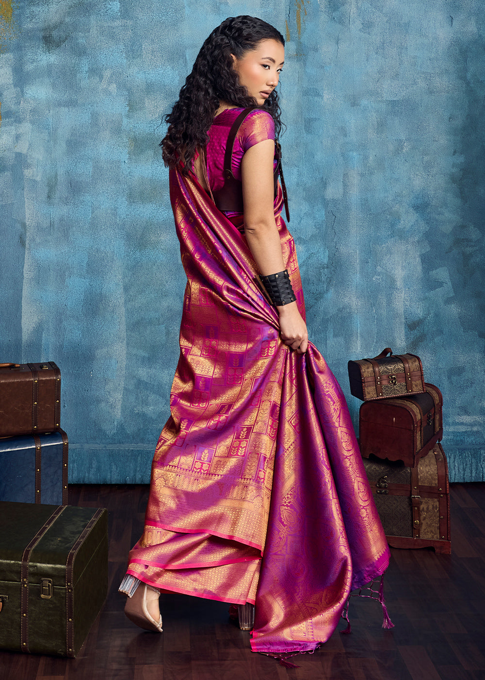 Magenta Pink Handloom Weaving Silk Saree with Blouse