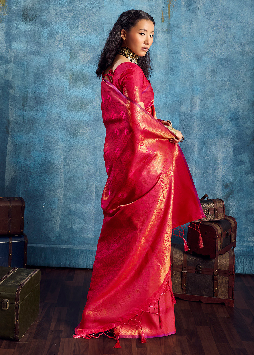 Rani Pink Handloom Weaving Silk Saree with Blouse