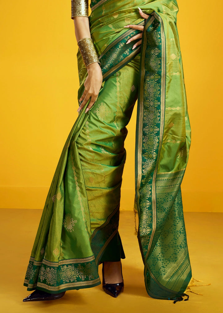Mantis Green Handloom Silk Saree with Elegant Contrast Border