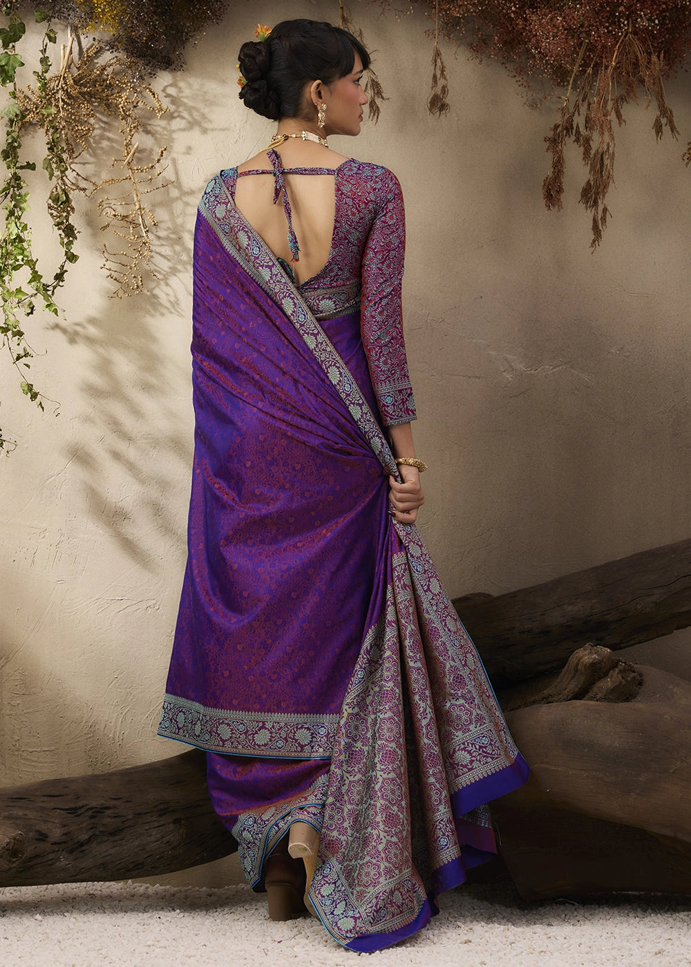 Grape Purple Silk Saree with Tanchoi Zari Weaving Border