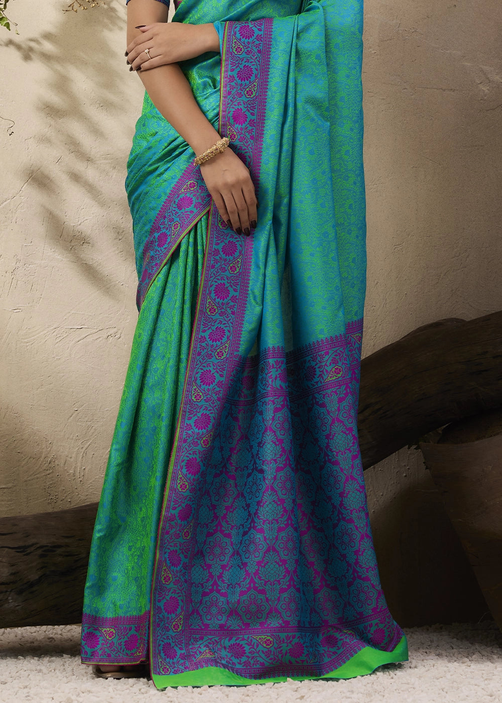 Sea Green Silk Saree with Tanchoi Zari Weaving Border