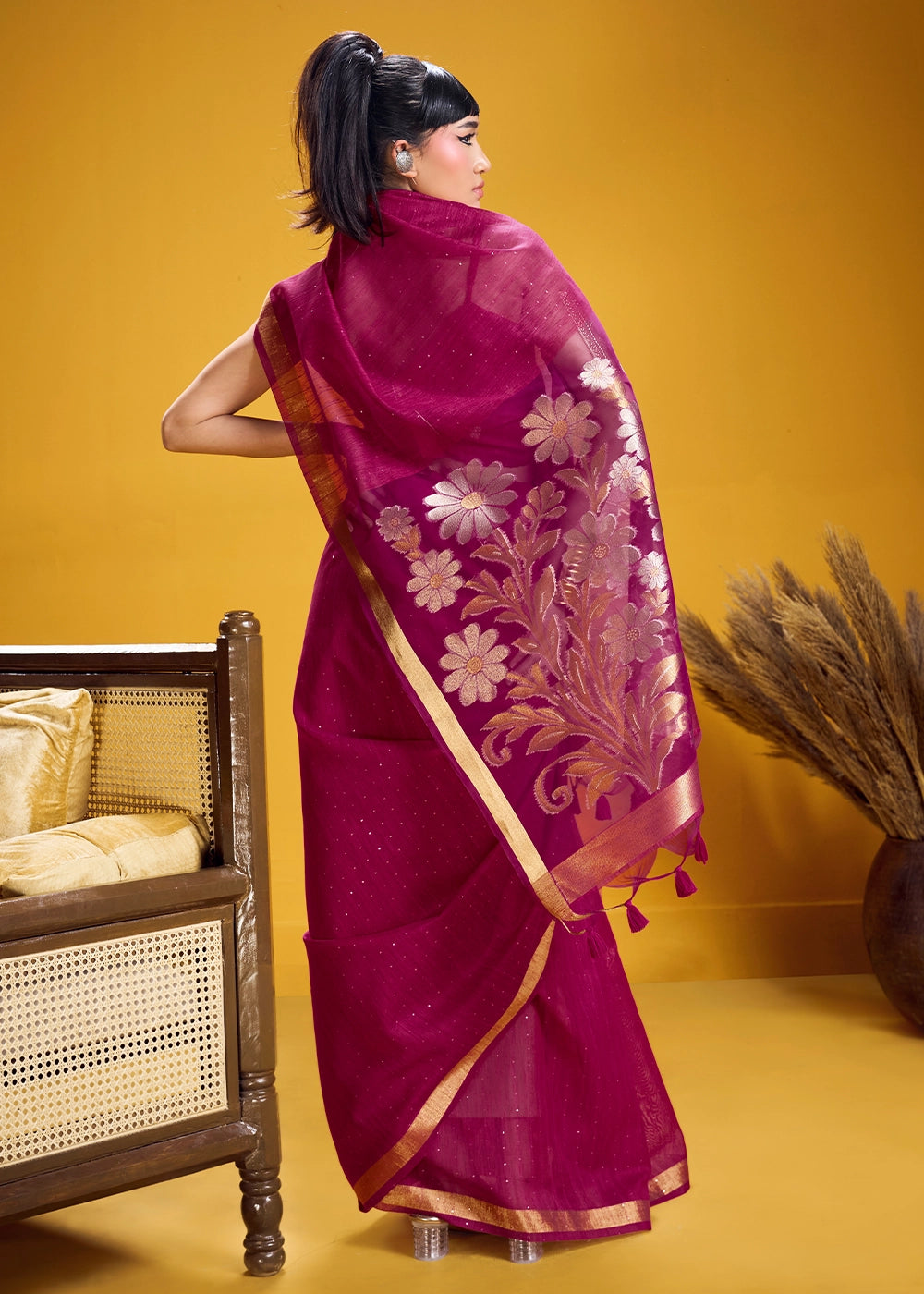 Magenta Purple Munga Silk Saree with Intricate Floral Zari Weave