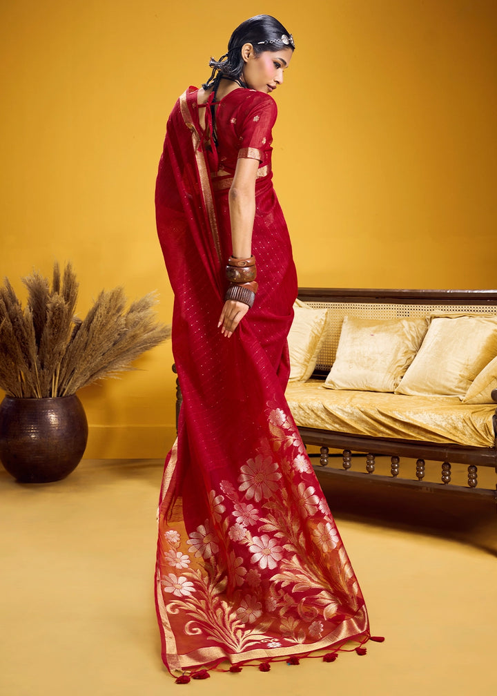 Carmine Red Munga Silk Saree with Intricate Floral Zari Weave