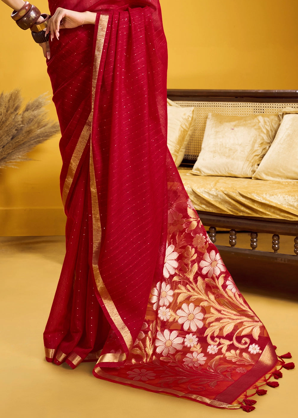 Carmine Red Munga Silk Saree with Intricate Floral Zari Weave