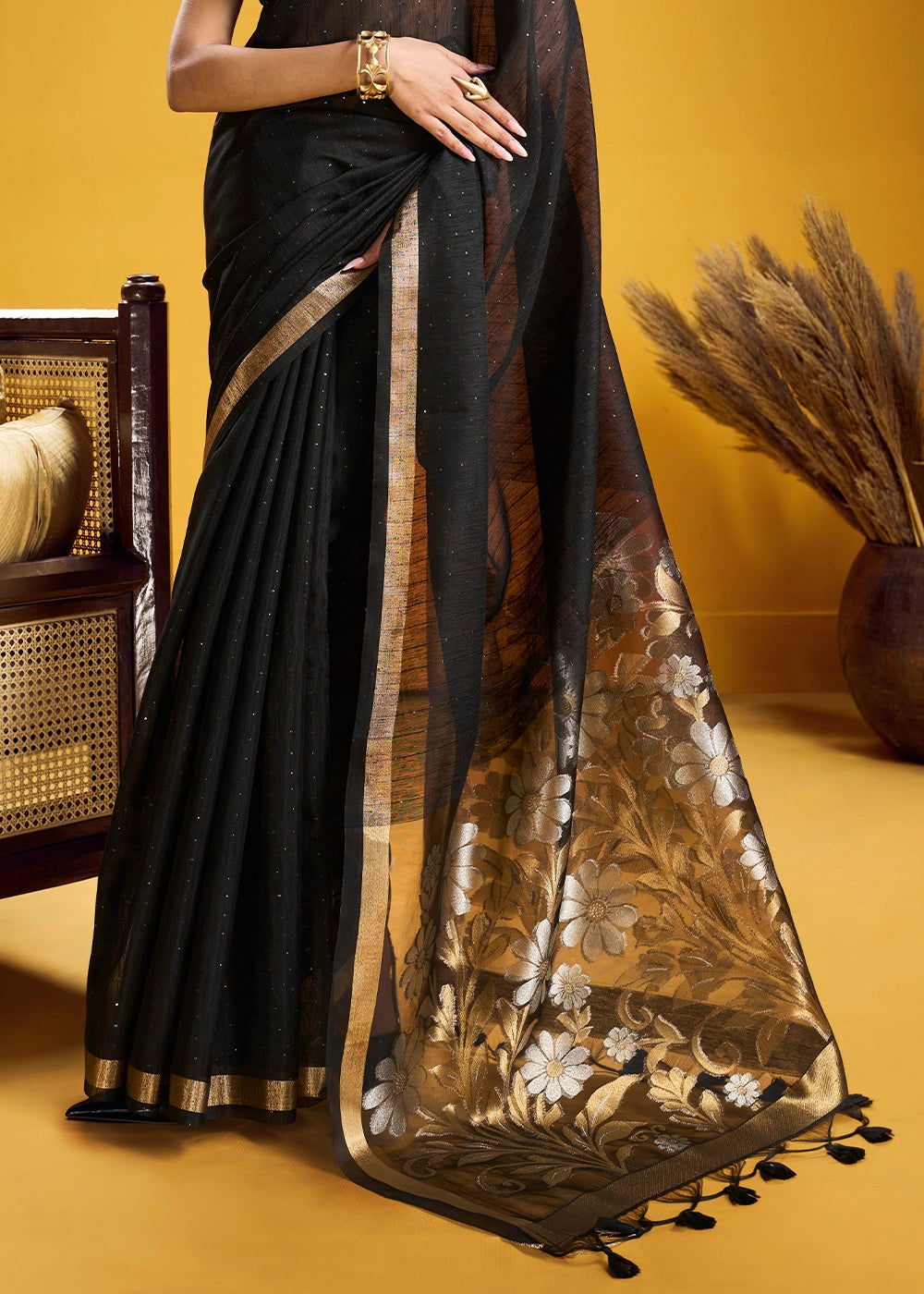 Pitch Black Munga Silk Saree with Intricate Floral Zari Weave