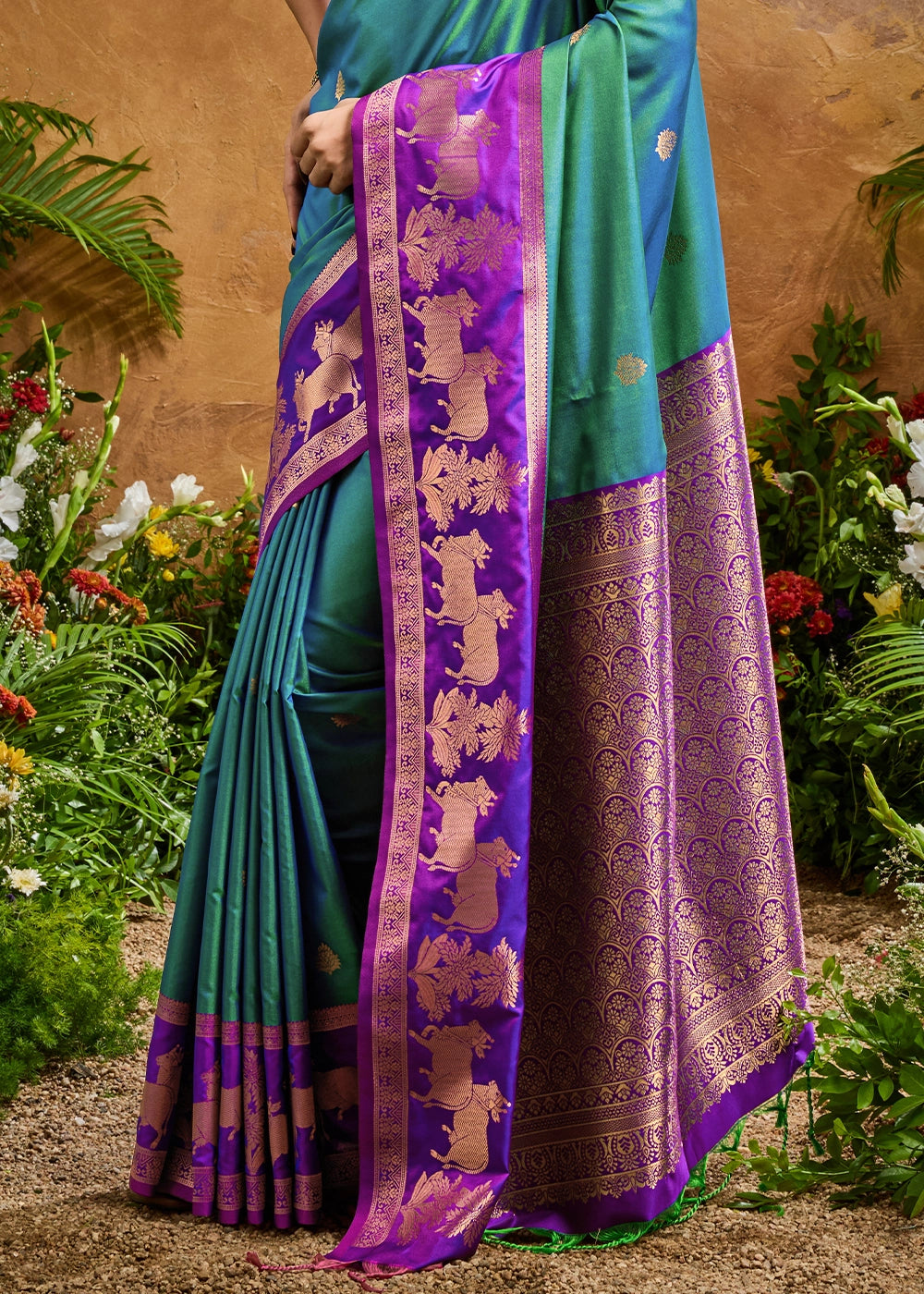 Cerulean Blue Zari Woven Silk Saree with Artistic Pichwai Work