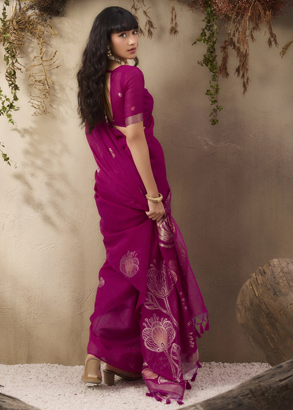 Magenta Pink Soft Munga Silk Handloom Saree