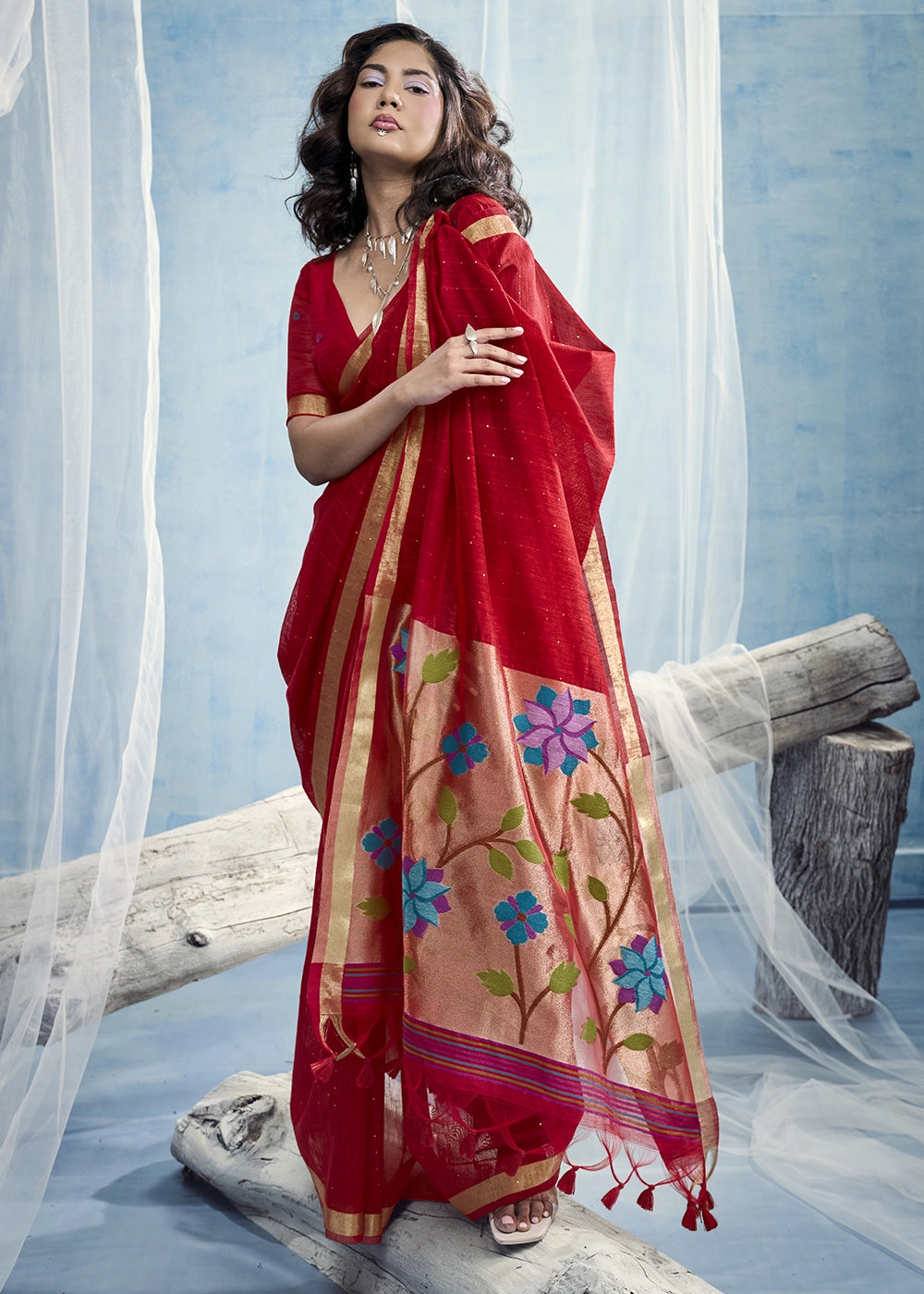 Crimson Red Munga Silk Handloom Saree with Floral Tissue Pallu