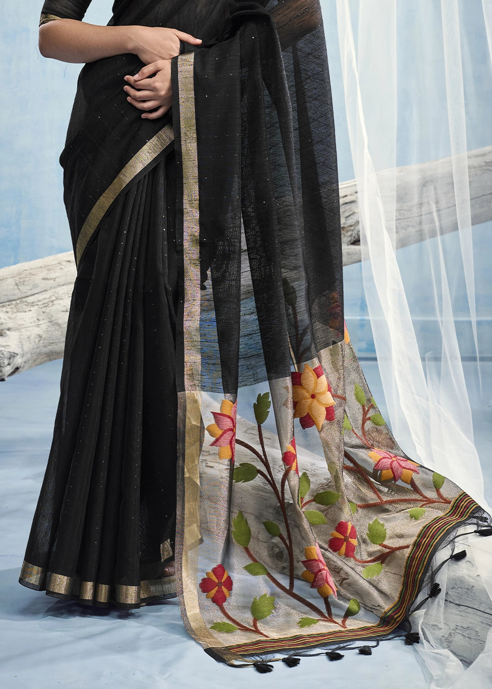 Black Munga Silk Handloom Saree with Floral Tissue Pallu