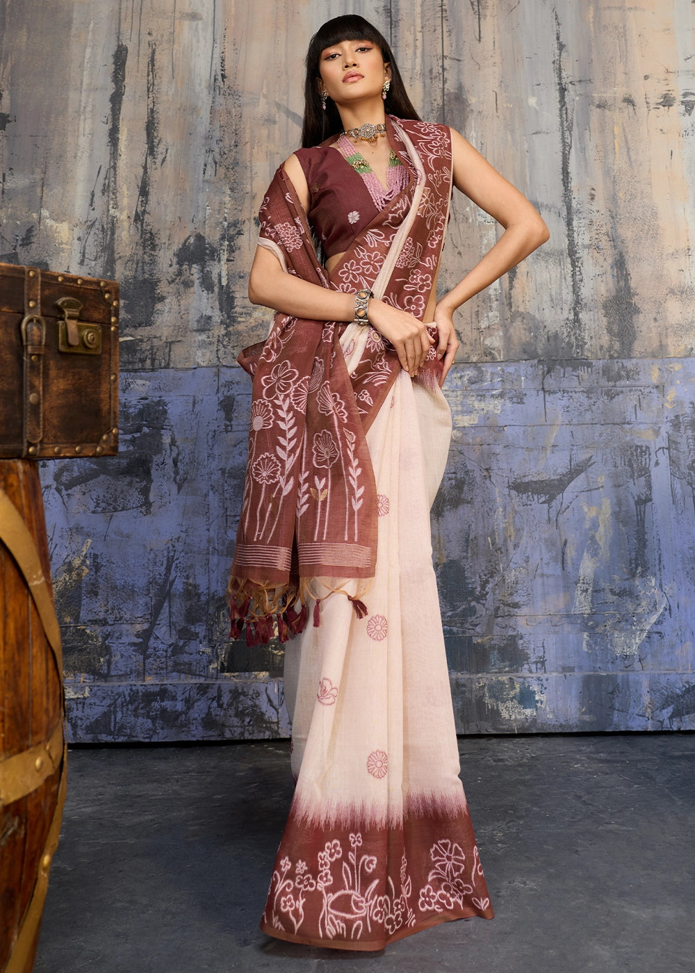 White & Brown Soft Munga Cotton Handloom Saree