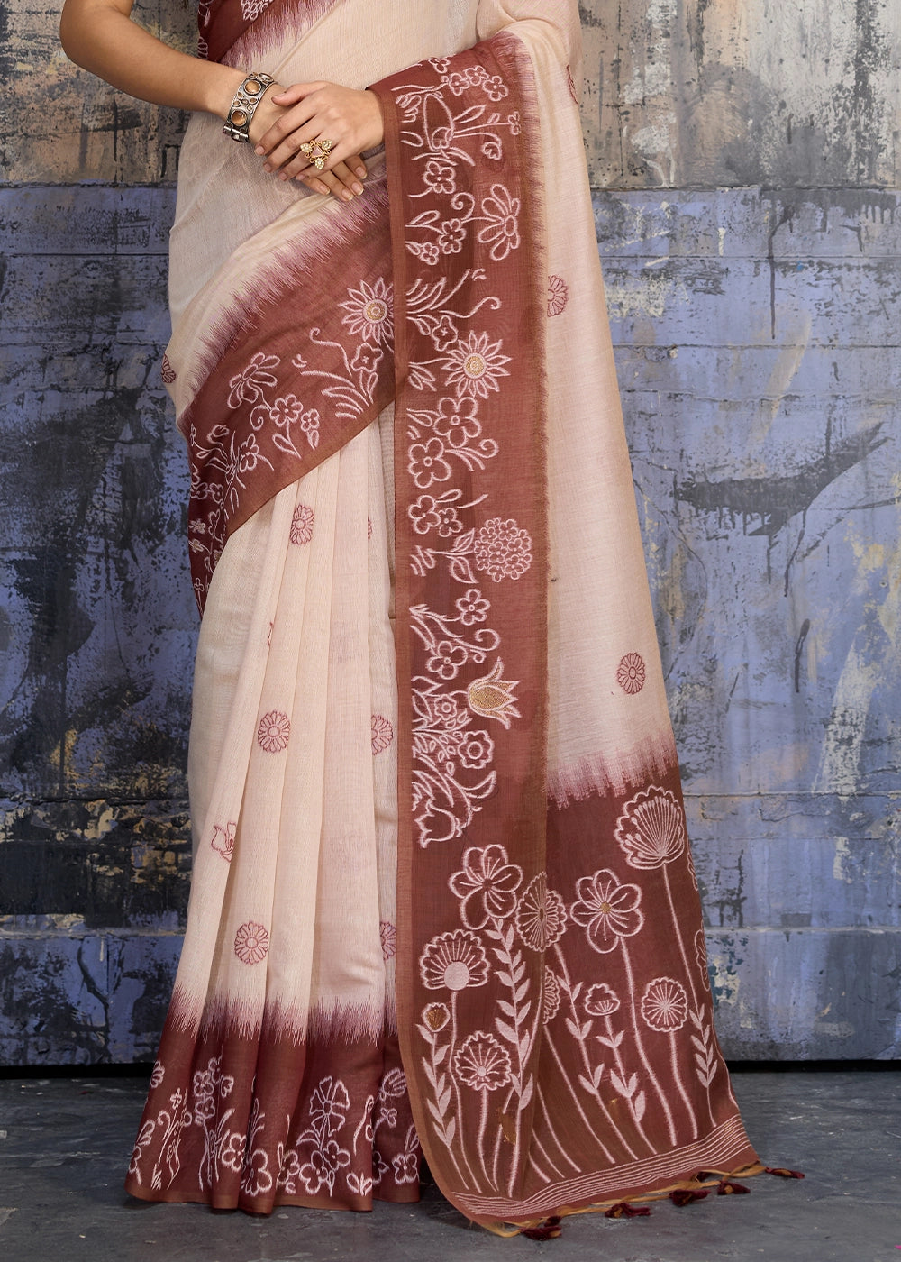 White & Brown Soft Munga Cotton Handloom Saree