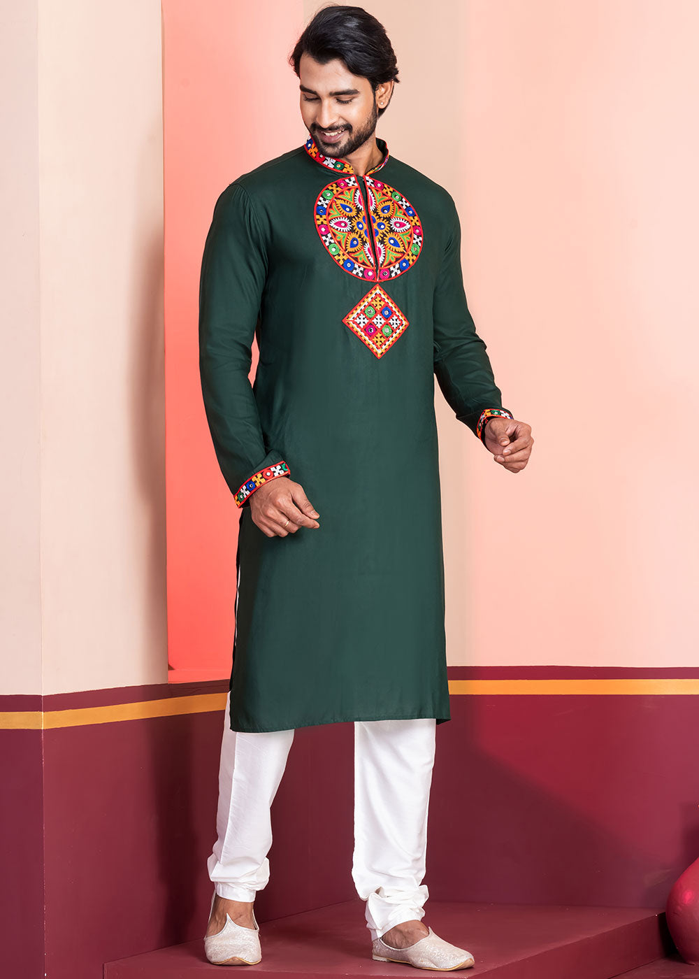 Brunswick Green Rayon Kurta Pajama with Mirrorwork &amp; Threaded Neckline