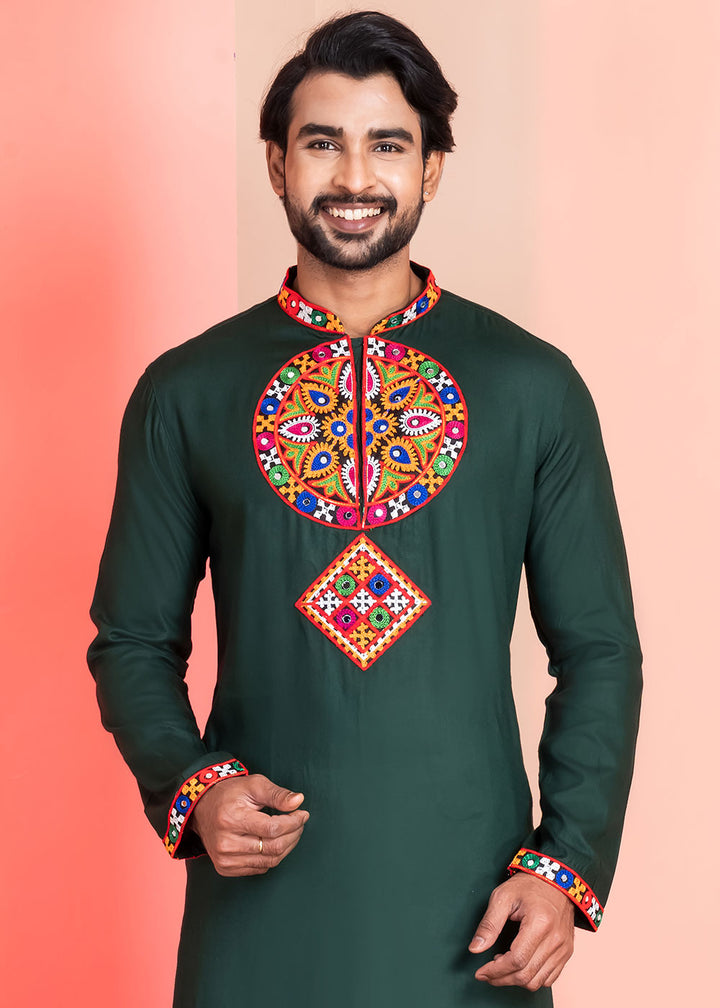 Brunswick Green Rayon Kurta Pajama with Mirrorwork &amp; Threaded Neckline