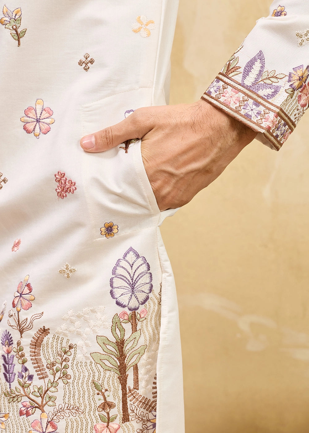 Cream White Viscose Silk Kurta with Multi-Thread Embroidery