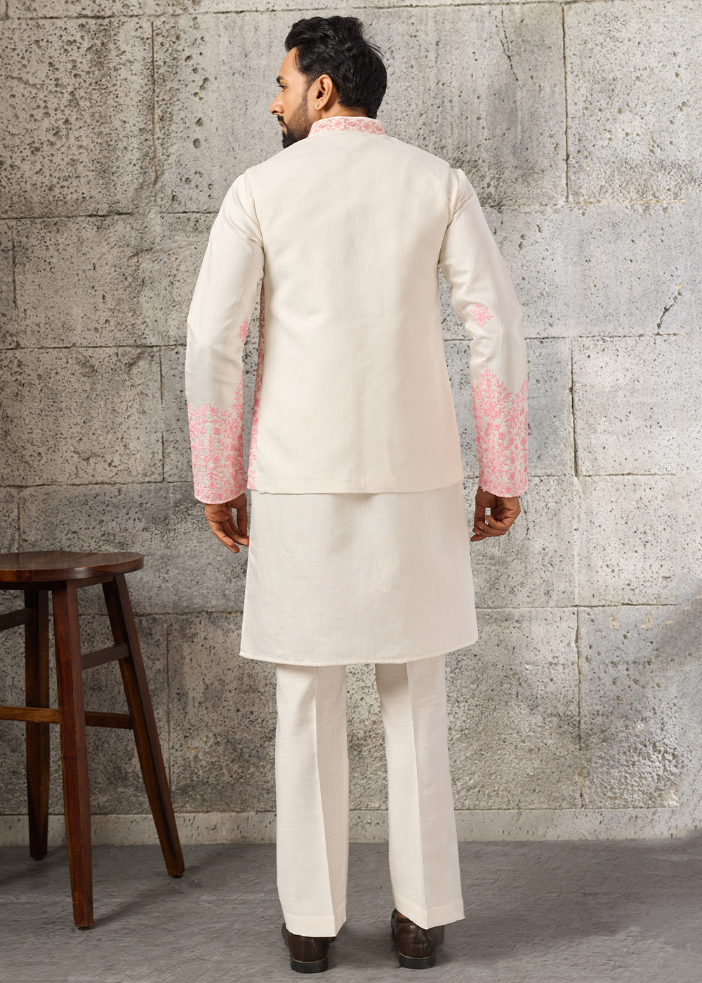 Cream White Silk Kurta Pajama & Koti Set with Multithread Detailing