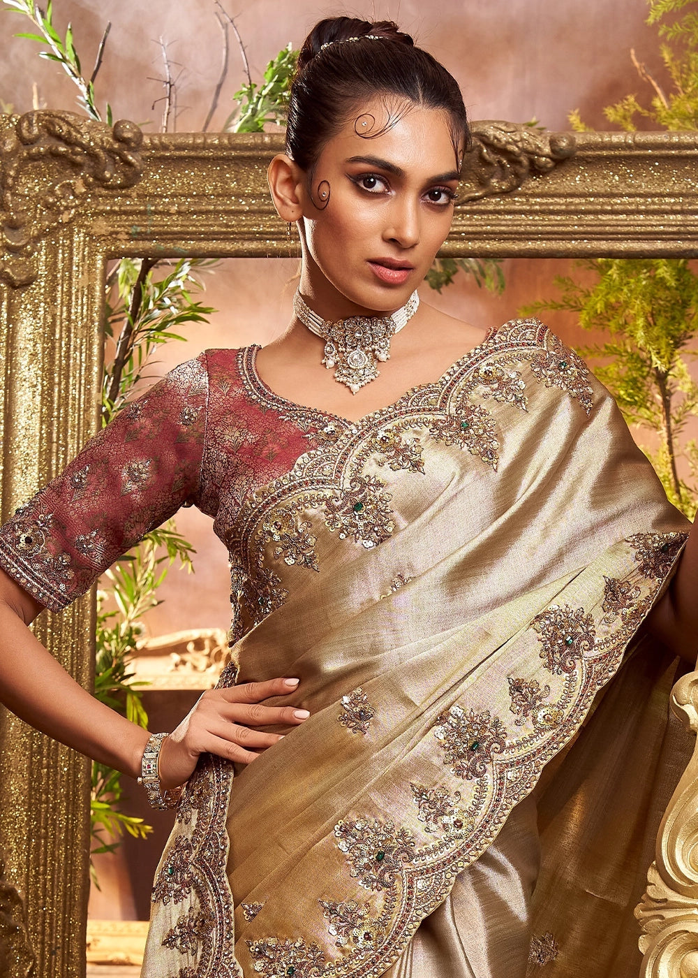 Metallic Golden Viscose Banarasi Woven Silk Saree with Heavy Embroidery and Scalloped Edges