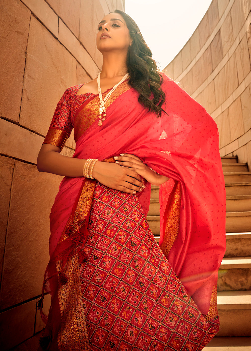 Crimson Pink Patola Silk Saree with Intricate Handloom Work