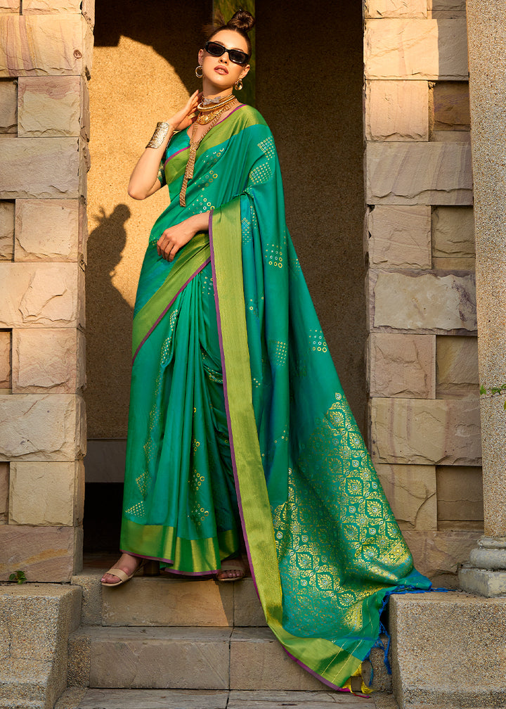 Shamrock Green Handloom Satin Silk Saree - Woven to Perfection