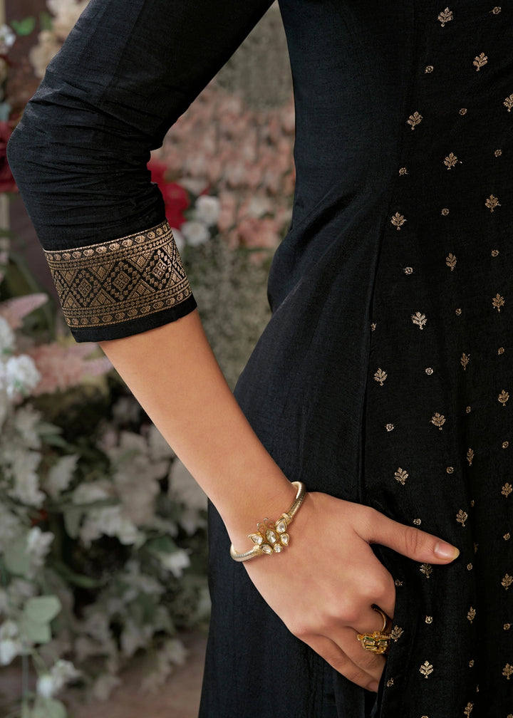 Onyx Black Embroidered Dola Silk Kurta and Pant Set with Jacquard Accents