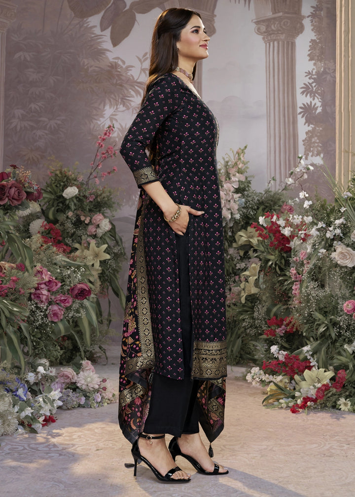 Midnight Black Silk Kurta Set with Digital Print and Elegant Embroidery