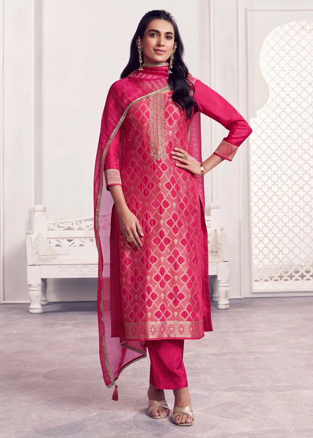 Raspberry Pink Jacquard Straight Kurta With Trousers And Jacquard Dupatta