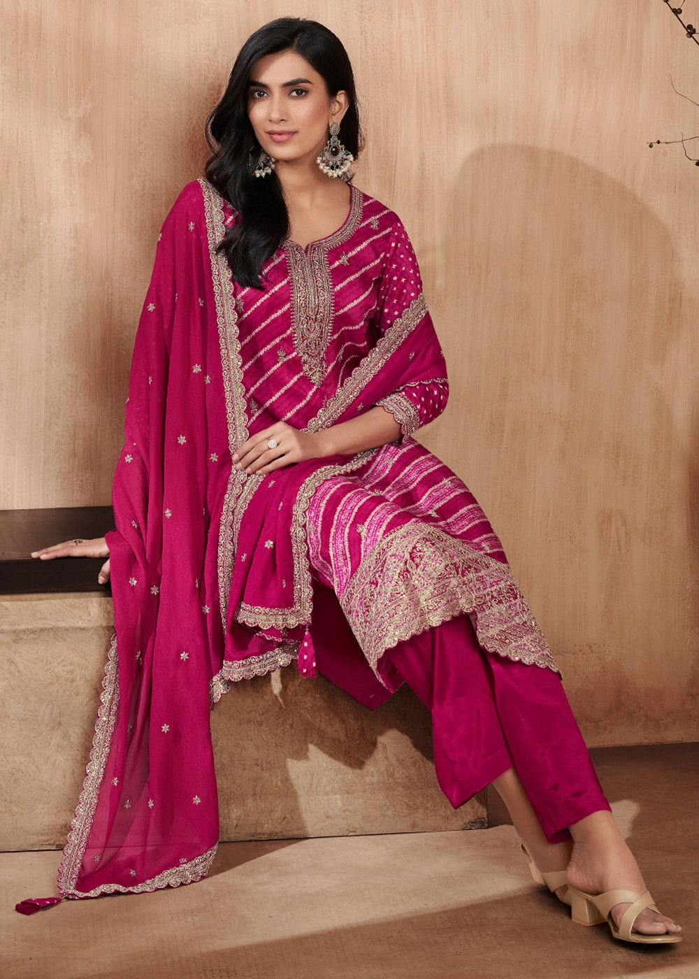Magenta Pink Printed Straight Kurta With Trousers And Embroidery Dupatta