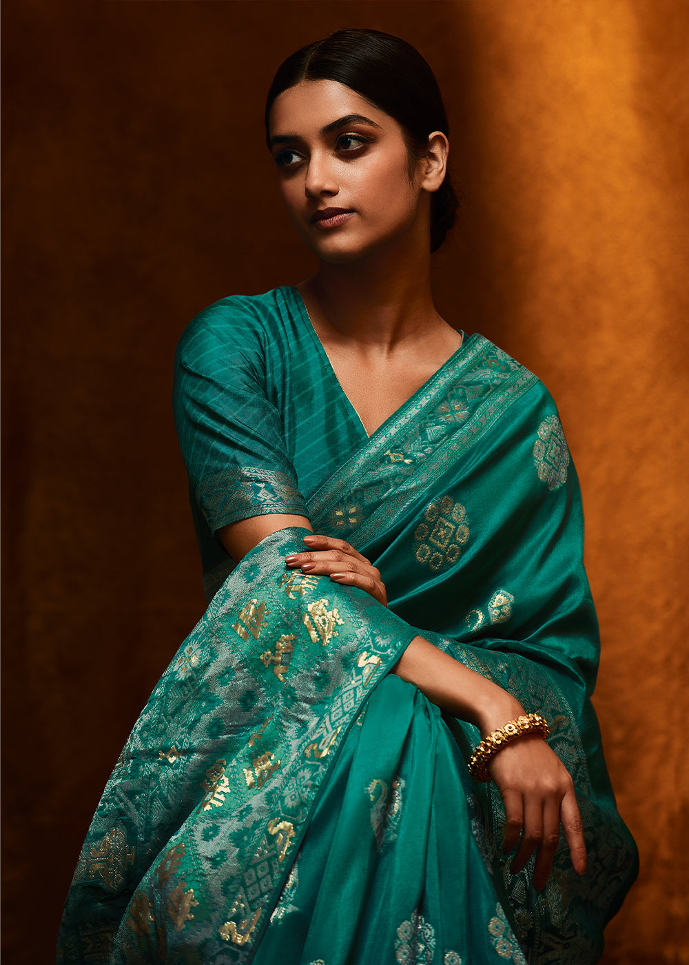 Traditional Teal Green Woven Viscose Silk Saree with Butti Details