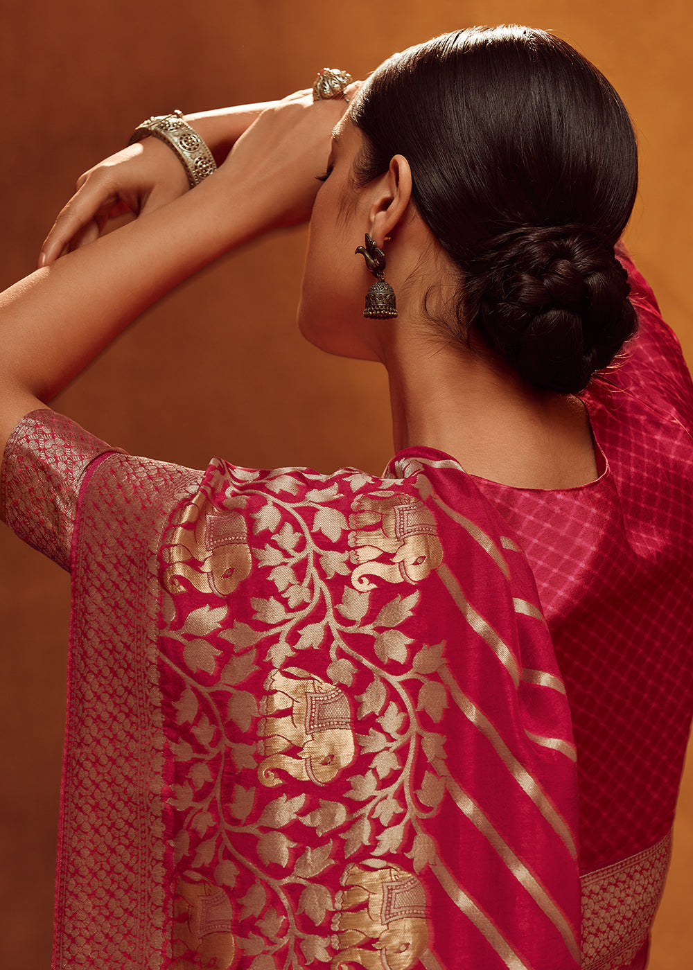 Magenta Pink Viscose Silk Saree Adorned with Zari Woven Detailing