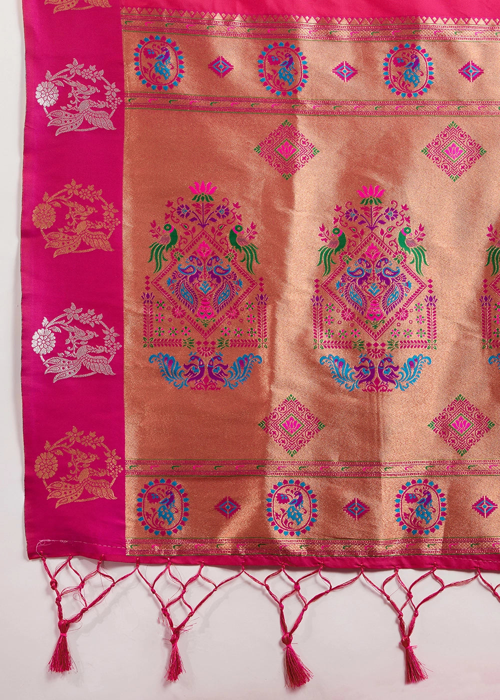 Magenta Pink Banarasi Silk Saree with Intricate Zari & Paithani Pallu Work
