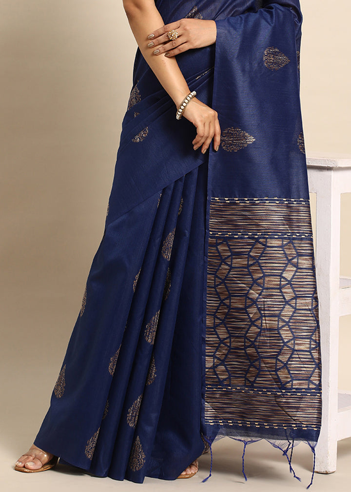 Berry Blue Raw Silk Saree with Intricate Woven Butti and Artistic Pallu