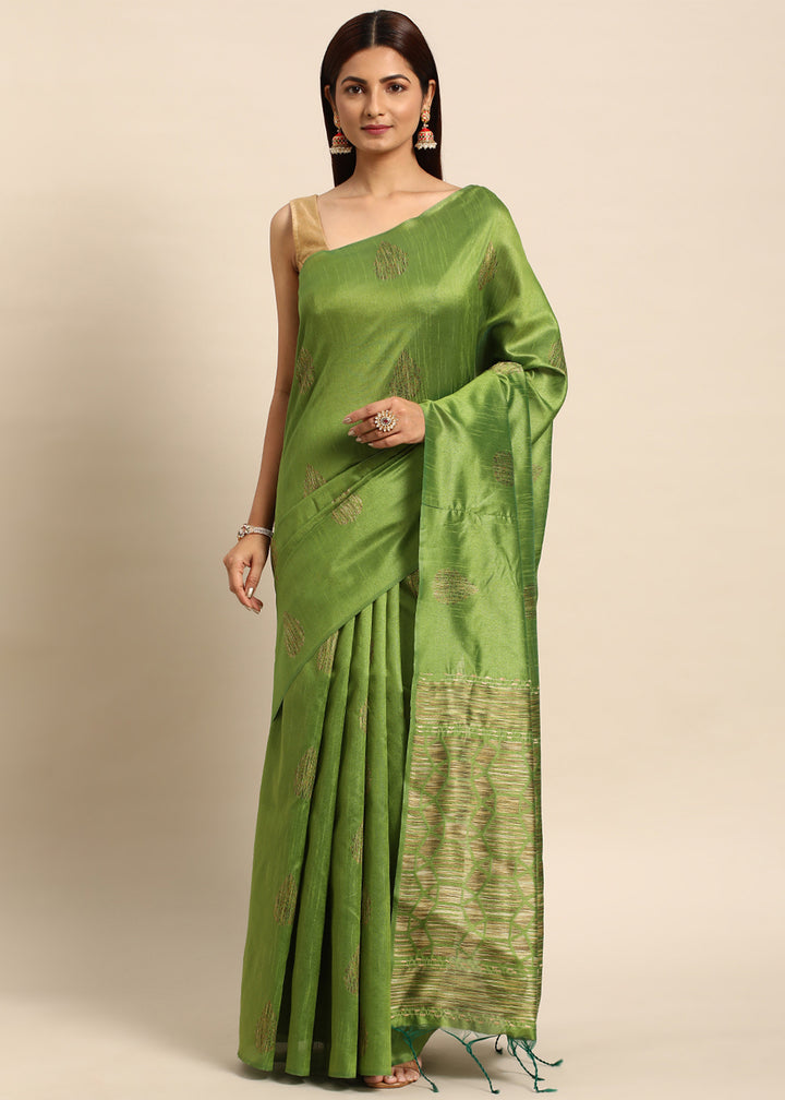 Kelly Green Raw Silk Saree with Intricate Woven Butti and Artistic Pallu