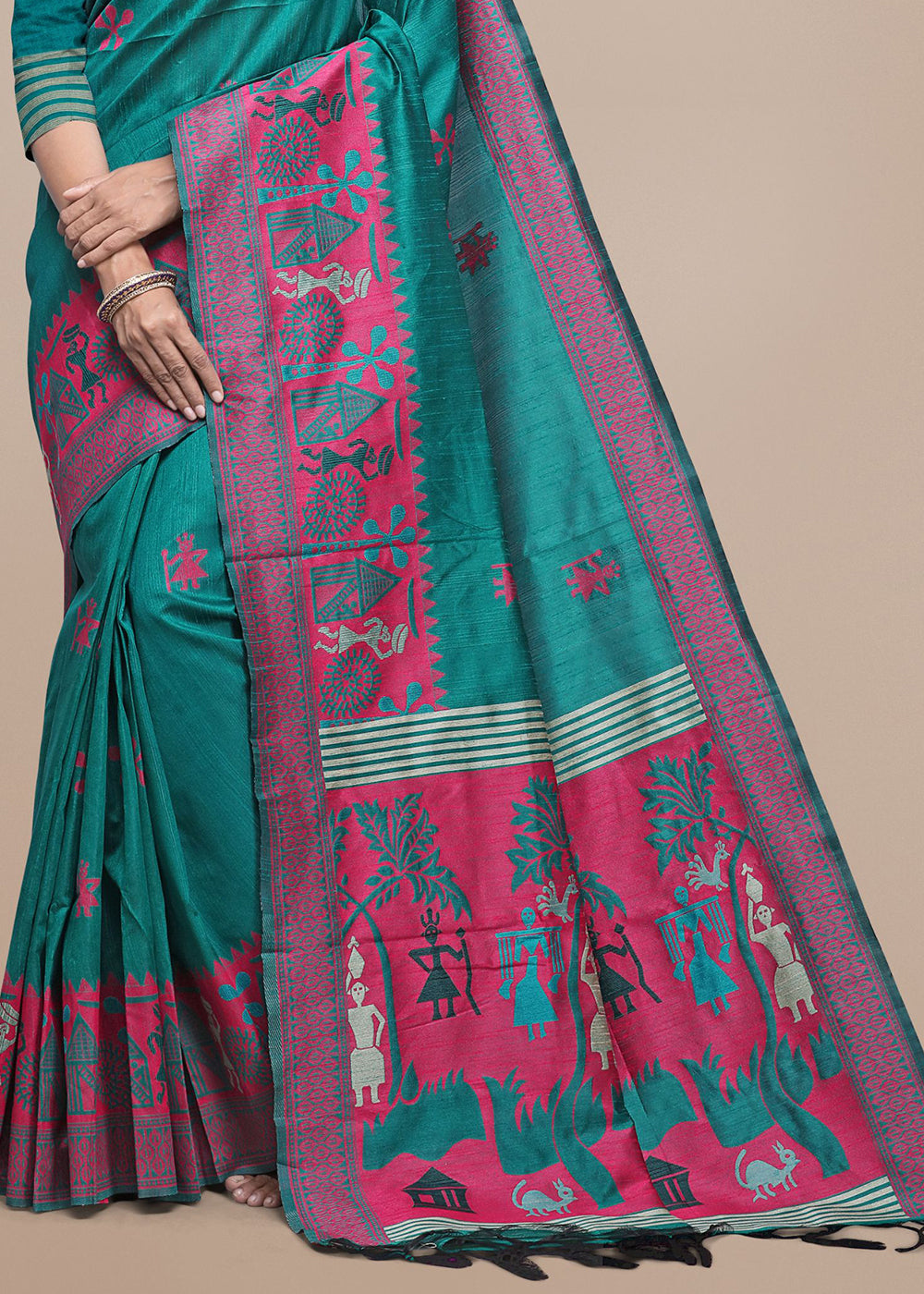 Rama Green Raw Silk Saree Featuring Kalamkari Artwork