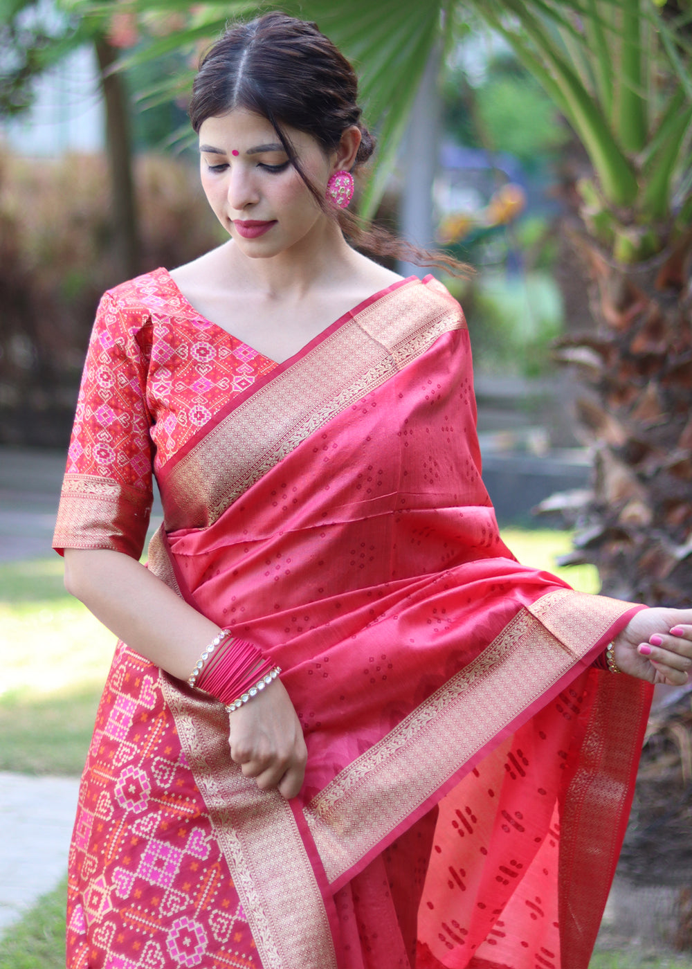 Hot Pink Raw Silk Saree with Intricate Patola Print & Zari Pallu