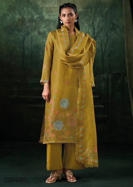 Medallion Yellow Jacquard Silk Straight Kurta Set with Printed Detailing & Hand Embroidery