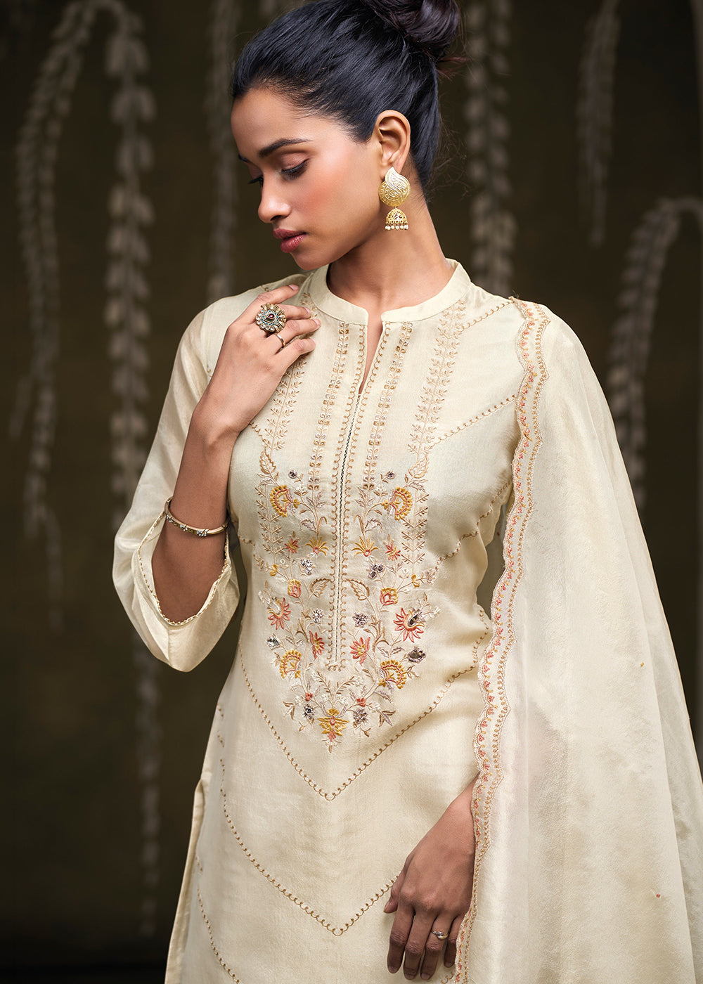 Ivory Cream Jacquard Silk Kurta Set with Chevron Threadwork & Floral Embroidery