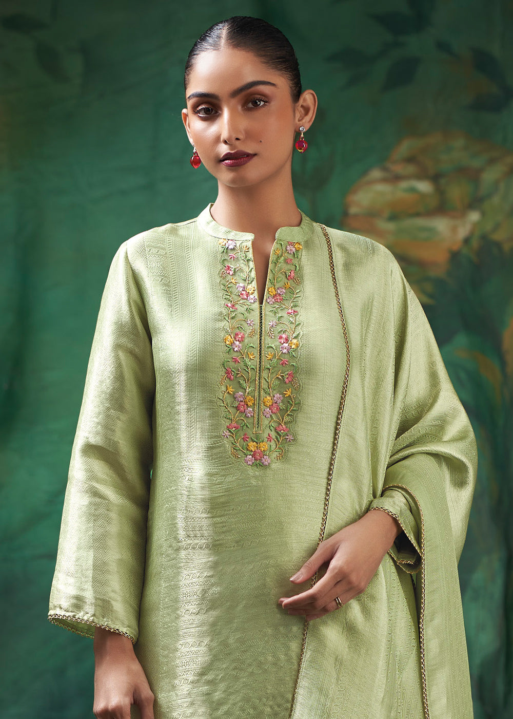 Pastel Green Jacquard Silk Kurta Set with Resham Floral Embroidery &amp; Zari Lace